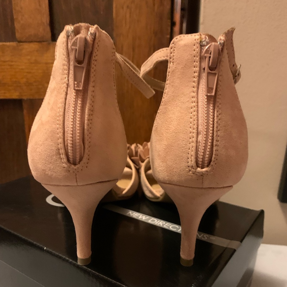New Women’s Floral Ankle-Strap Sandals in Pale Pink - Picture 6 of 7